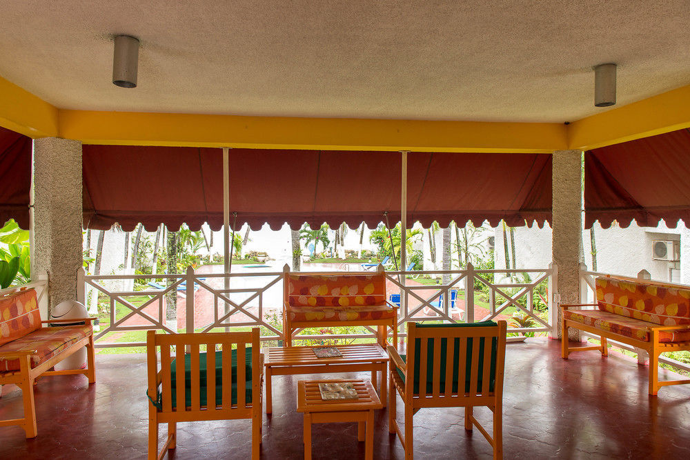 Tropical Court Inn New Kingston Exteriör bild